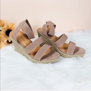 NEW‼️TAUPE ESPADRILLE wedge heel - Shoe